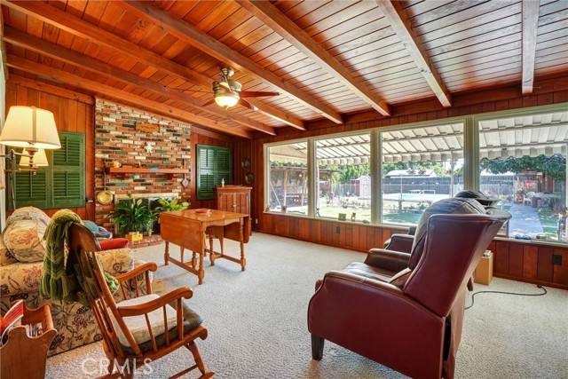 Van Nuys, CA 91406,15432 Lull Street