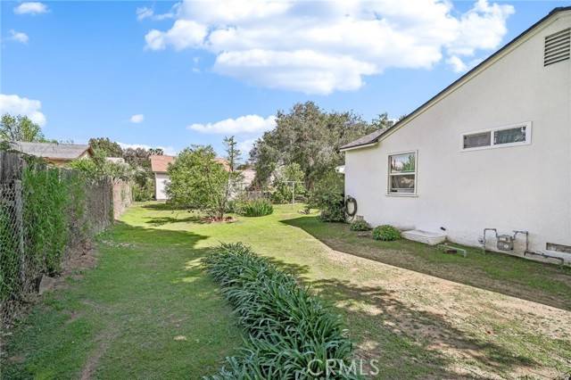 Mission Hills (san Fernando), CA 91345,15049 Kingsbury Street
