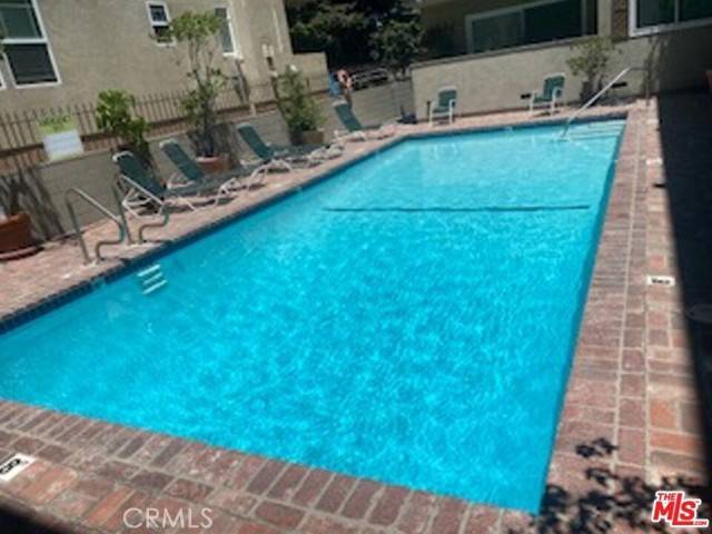Toluca Lake, CA 91602,10707 Camarillo Street #116