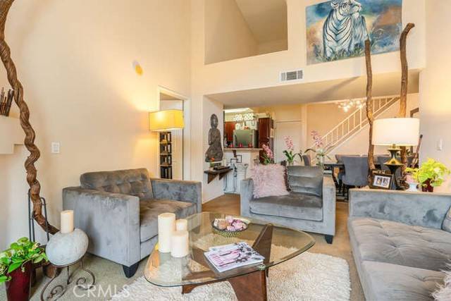 Woodland Hills, CA 91367,21400 Burbank Boulevard #313