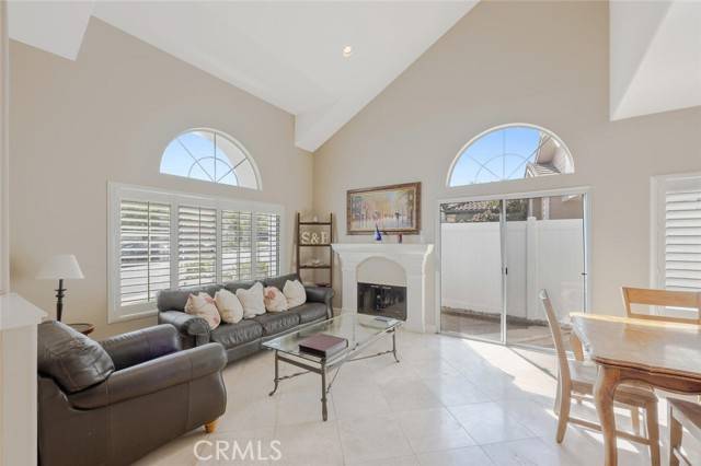 Oak Park, CA 91377,688 Trousdale Street