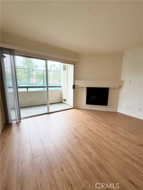 Woodland Hills, CA 91367,5520 Owensmouth Avenue #115