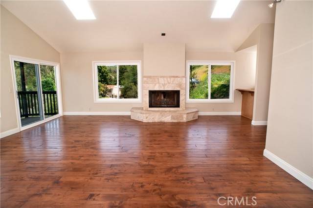 Woodland Hills, CA 91364,4419 Consuelo Road