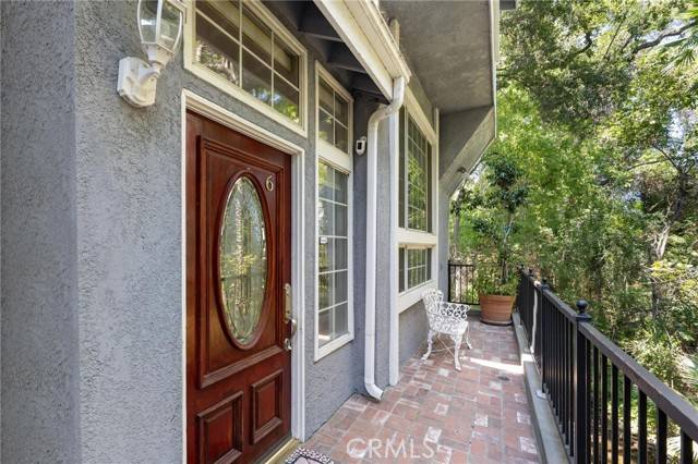 Woodland Hills, CA 91364,23163 Mulholland Drive #6
