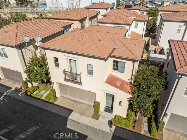 Saugus, CA 91350,21718 Candela Drive
