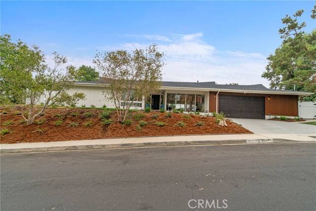 Woodland Hills, CA 91364,20208 Delita Drive