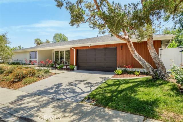 Woodland Hills, CA 91364,20208 Delita Drive