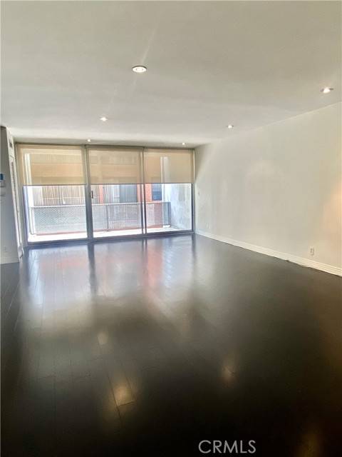 Beverly Hills, CA 90211,131 N Gale Drive #2B