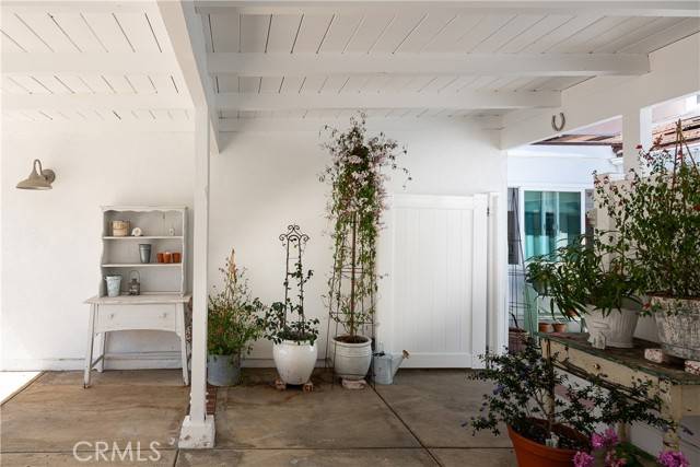 Westlake Village, CA 91361,32117 Beachlake Lane