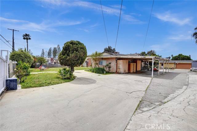 Arleta, CA 91331,9215 Woodman Avenue