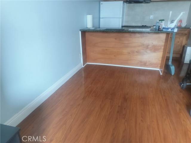 Tarzana, CA 91356,18307 Burbank Boulevard #310
