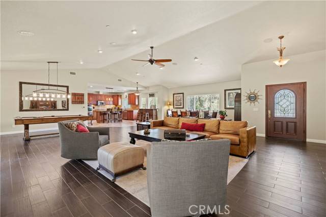 Saugus, CA 91390,18181 Lost Creek Road