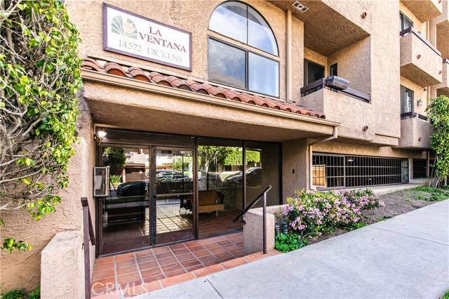 Sherman Oaks, CA 91403,14572 Dickens Street #103