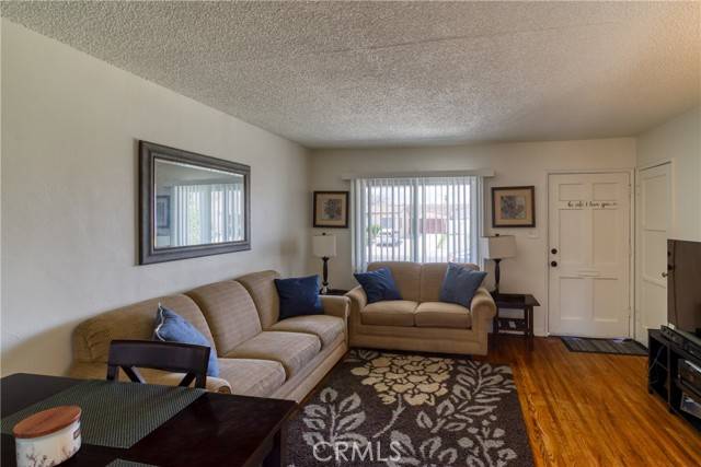 Panorama City, CA 91402,8406 Lennox Avenue