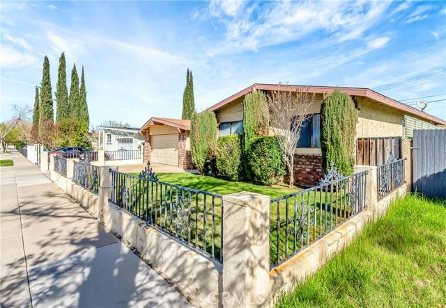 Lancaster, CA 93534,821 W Holguin Street
