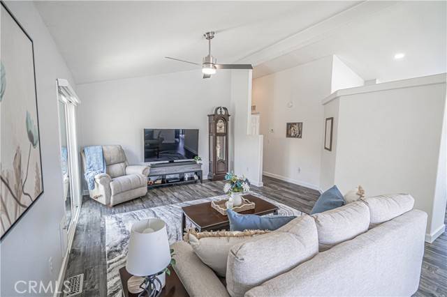 Canyon Country, CA 91351,20075 Crestview Drive