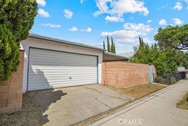 Van Nuys, CA 91406,7001 Lasaine Avenue