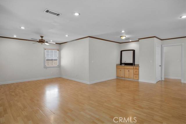 Tarzana, CA 91356,5204 Etiwanda Avenue