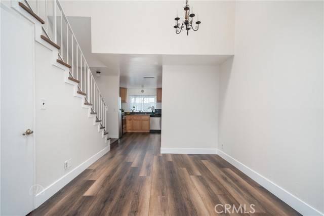 Van Nuys, CA 91405,7300 Lennox Ave #B7