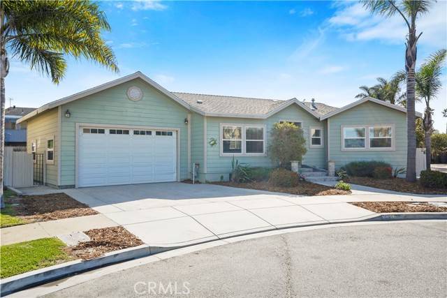 Oxnard, CA 93035,4921 Dunes Circle