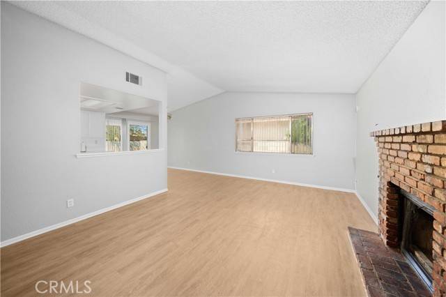 Palmdale, CA 93552,37213 55th Street