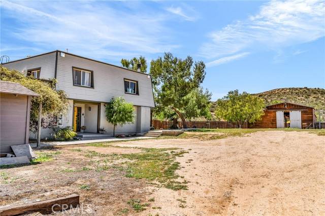 Agua Dulce, CA 91390,33645 Kobe Road