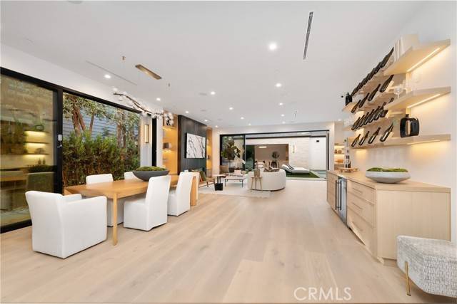 Studio City, CA 91602,4219 Bakman Avenue