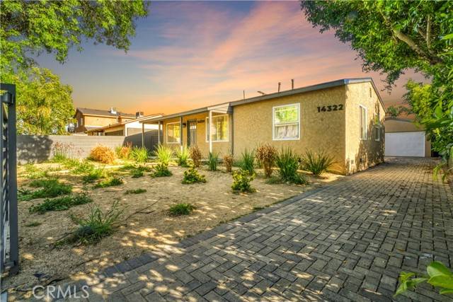 Panorama City, CA 91402,14320 Osborne Street