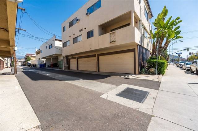 Glendale, CA 91206,1015 E Wilson Avenue