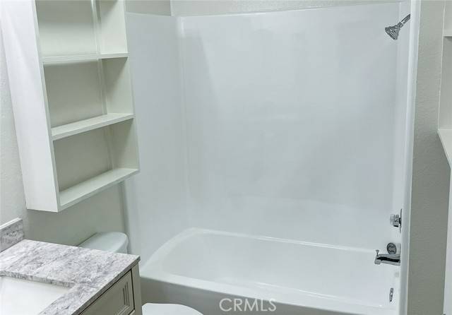 Camarillo, CA 93012,7169 Village 7