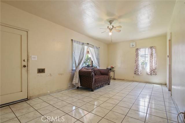 Lynwood, CA 90262,12527 Waldorf Drive