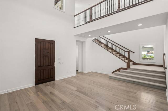 Chatsworth, CA 91311,11040 Sweetwater Court