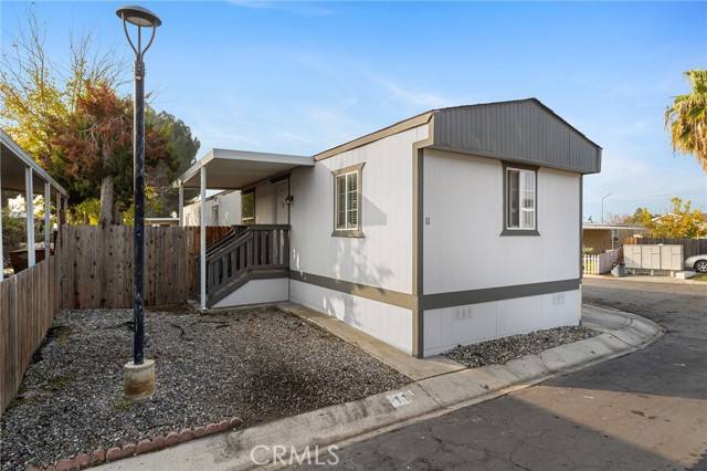 Bakersfield, CA 93306,6601 Eucalyptus Drive #11