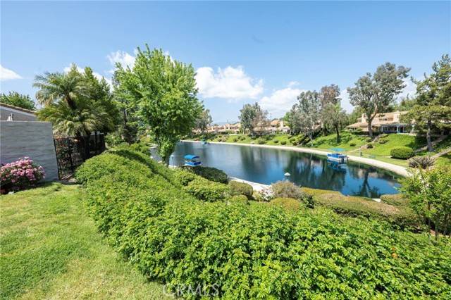Calabasas, CA 91302,4424 Park Jazmin