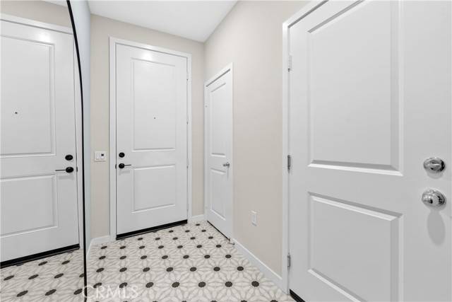 North Hills, CA 91343,9421 N Sepulveda Blvd. #4