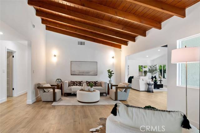 Woodland Hills, CA 91364,4701 Deseret Drive