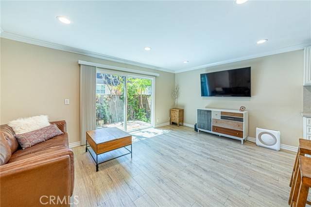 Montrose, CA 91020,2735 Piedmont Avenue #3