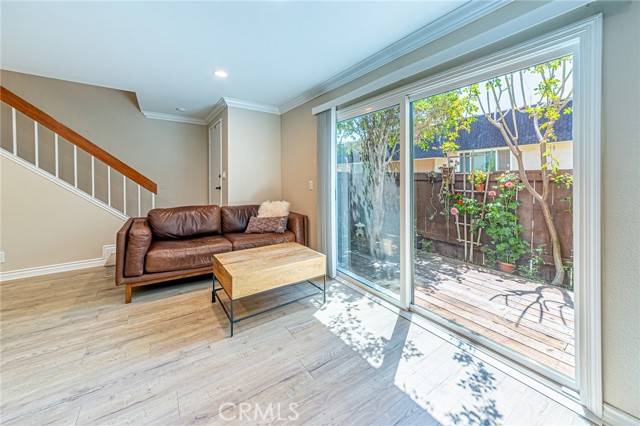 Montrose, CA 91020,2735 Piedmont Avenue #3