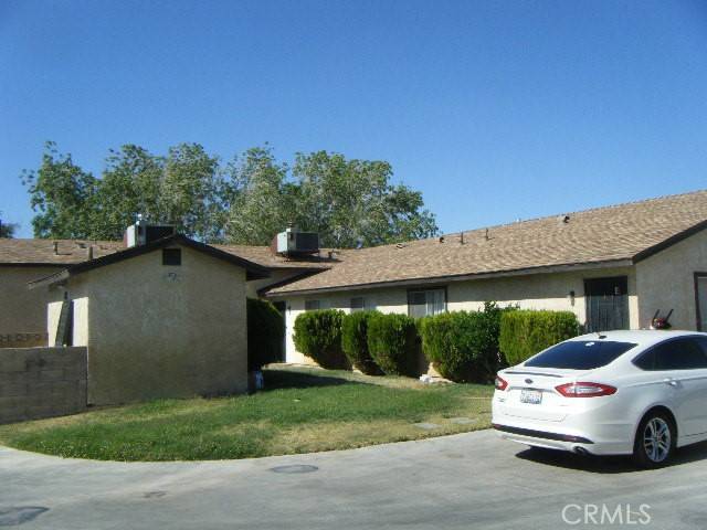 Lancaster, CA 93535,536 E Avenue H14