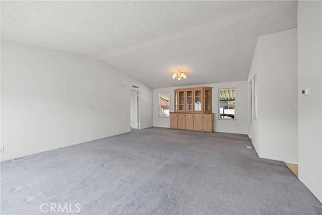 Tehachapi, CA 93561,600 S Dennison #112