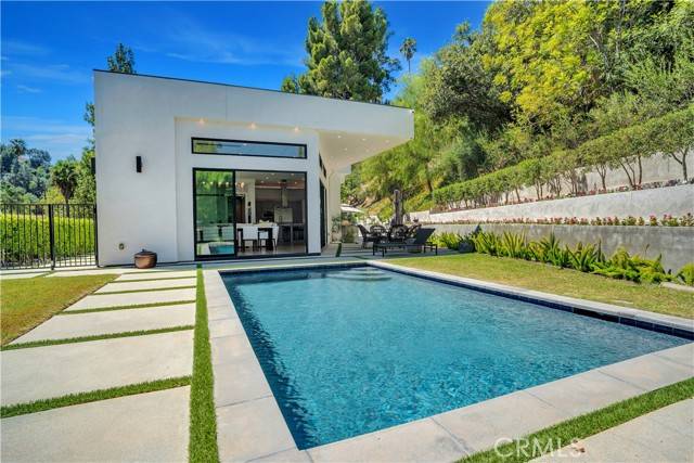 Tarzana, CA 91356,4737 Dunas Lane