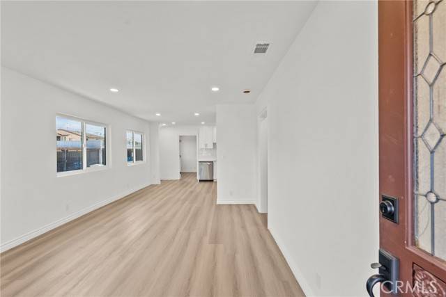 North Hollywood, CA 91605,7223 Kraft Avenue