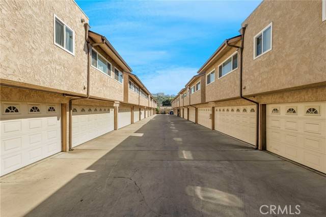 Glendale, CA 91205,630 E Acacia Avenue #6