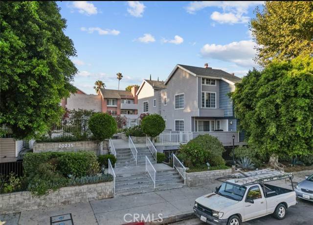 Winnetka, CA 91306,20235 Keswick Street #121
