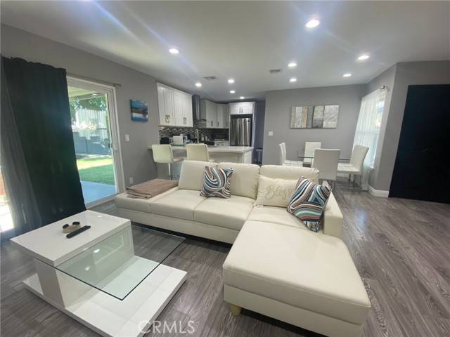 Reseda, CA 91335,18935 Hart Street