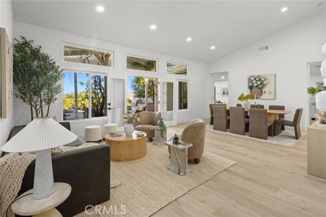 West Hills, CA 91304,7632 Penobscot Drive