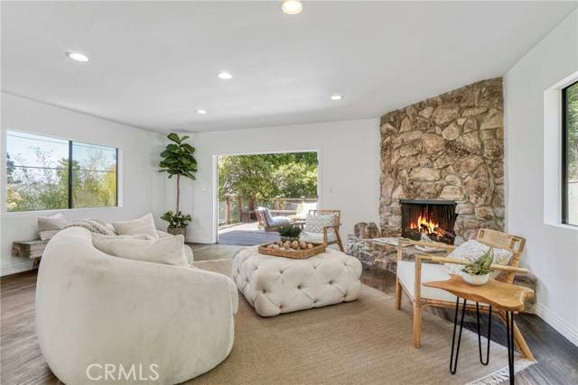 Sherman Oaks, CA 91423,3392 Coy Drive