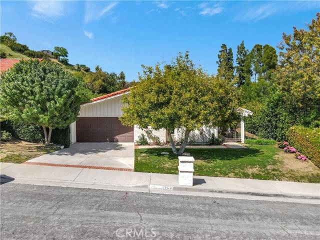 Calabasas, CA 91302,23415 Park Hacienda