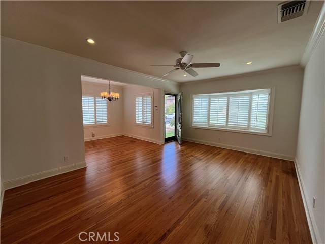 Encino, CA 91316,17613 Bessemer Street