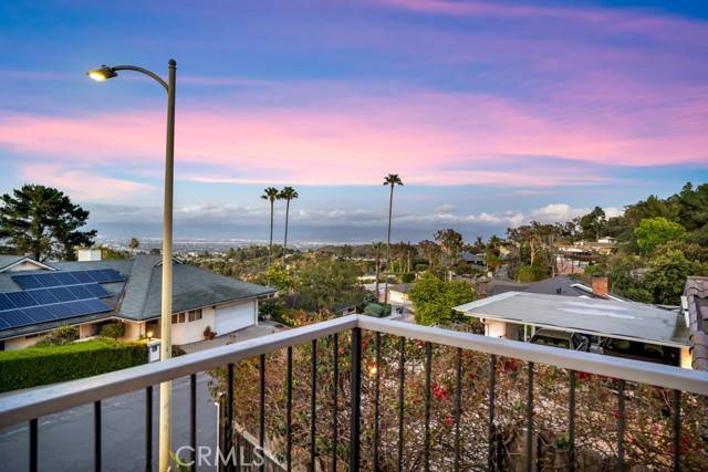 Sherman Oaks, CA 91403,15470 Longbow